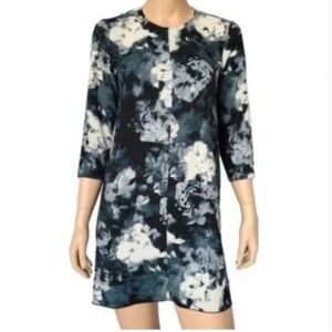 Wilfred Aritzia Gray Floral Myosotis Mini Dress in xSmall print pattern